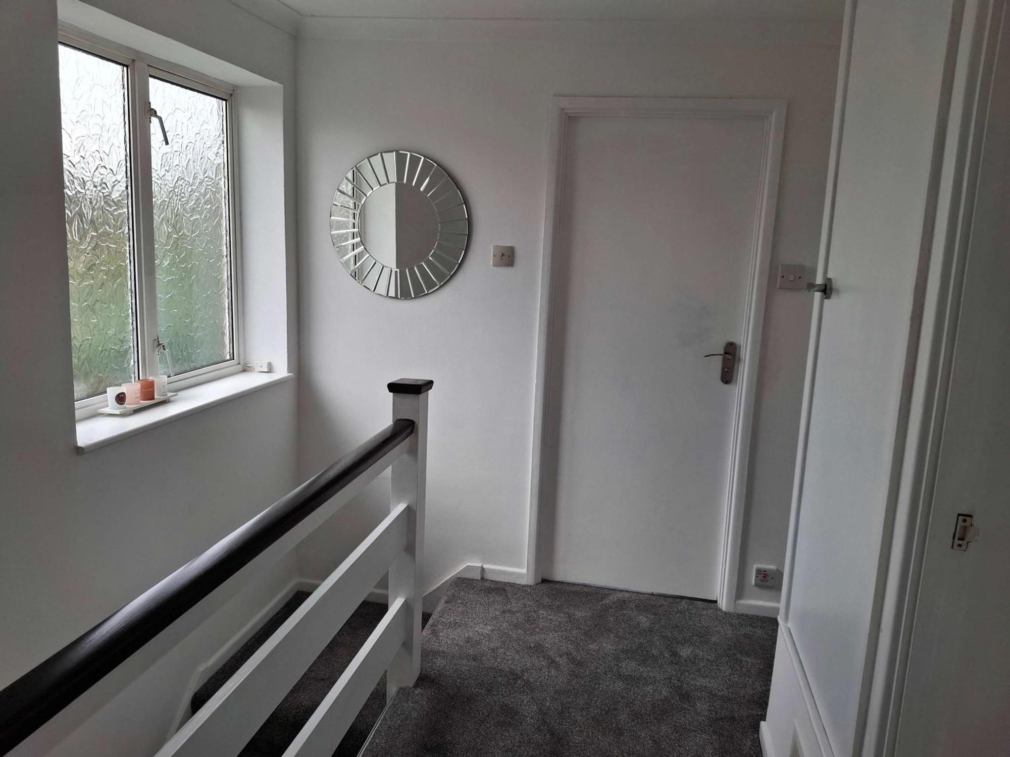 Nicely Decorated 3 Bedroom House Near Heathrow, London Staines-upon-Thames Exterior foto